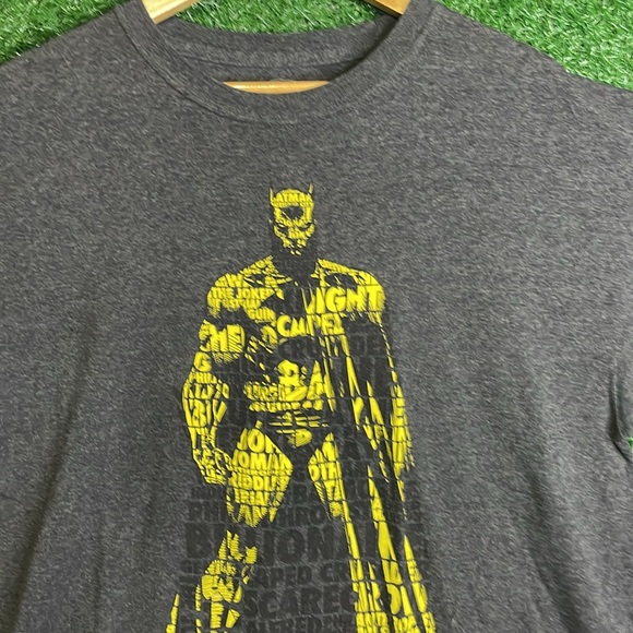 Batman Tee 🦇 - Picture 4 of 5